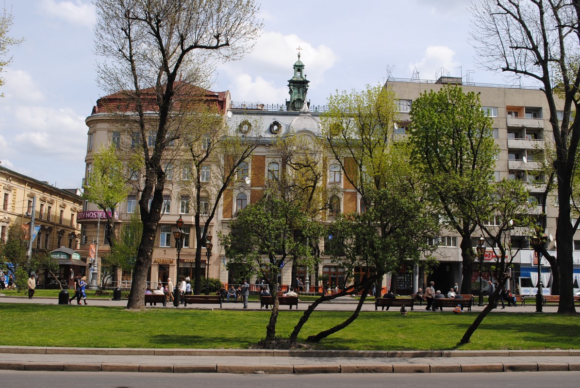 центральний проспект Львова, квартири Львів